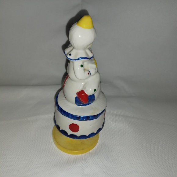 Vintage Jamestown China wind up clown - Picture 2 of 3